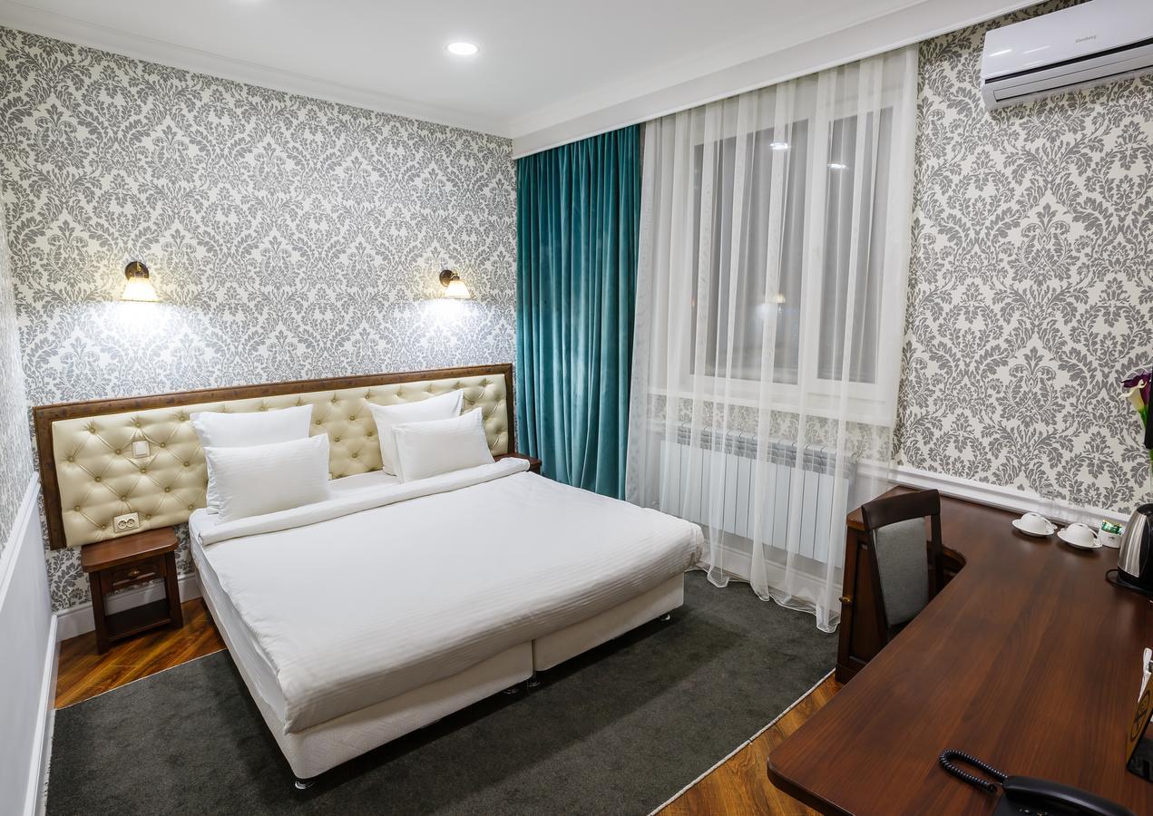 Brown Hotel Αστάνα Εξωτερικό φωτογραφία