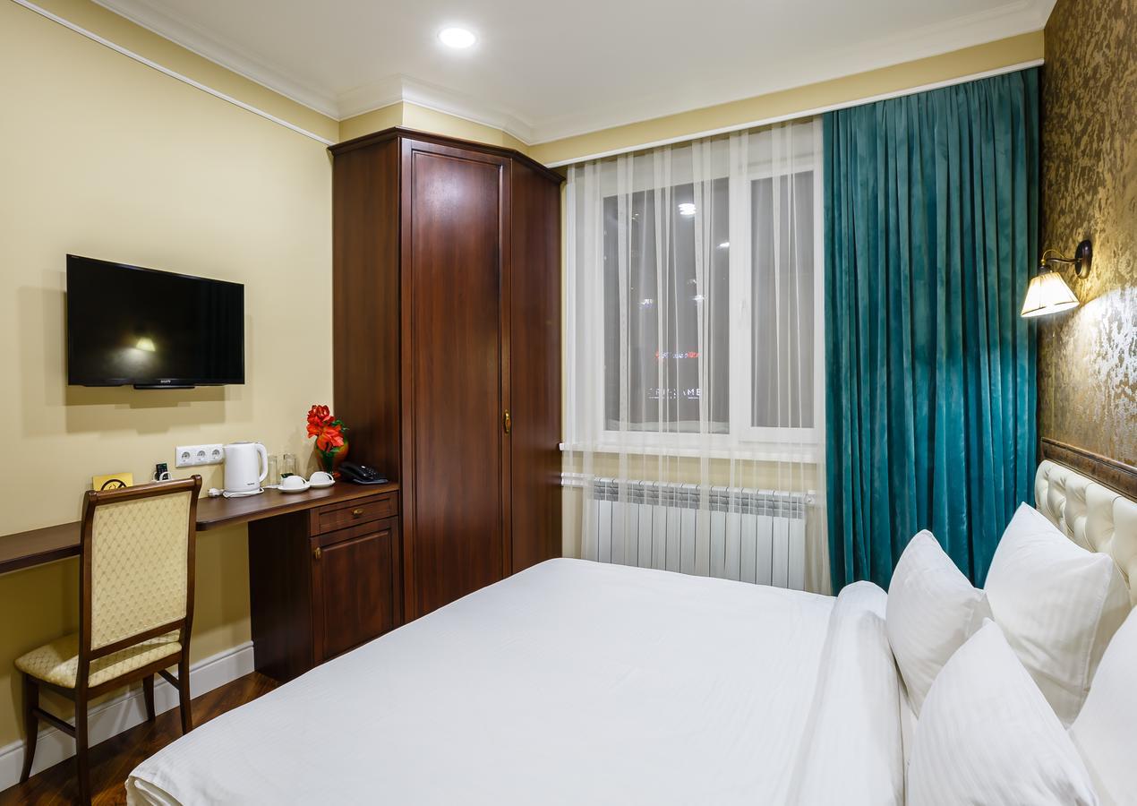 Brown Hotel Αστάνα Εξωτερικό φωτογραφία
