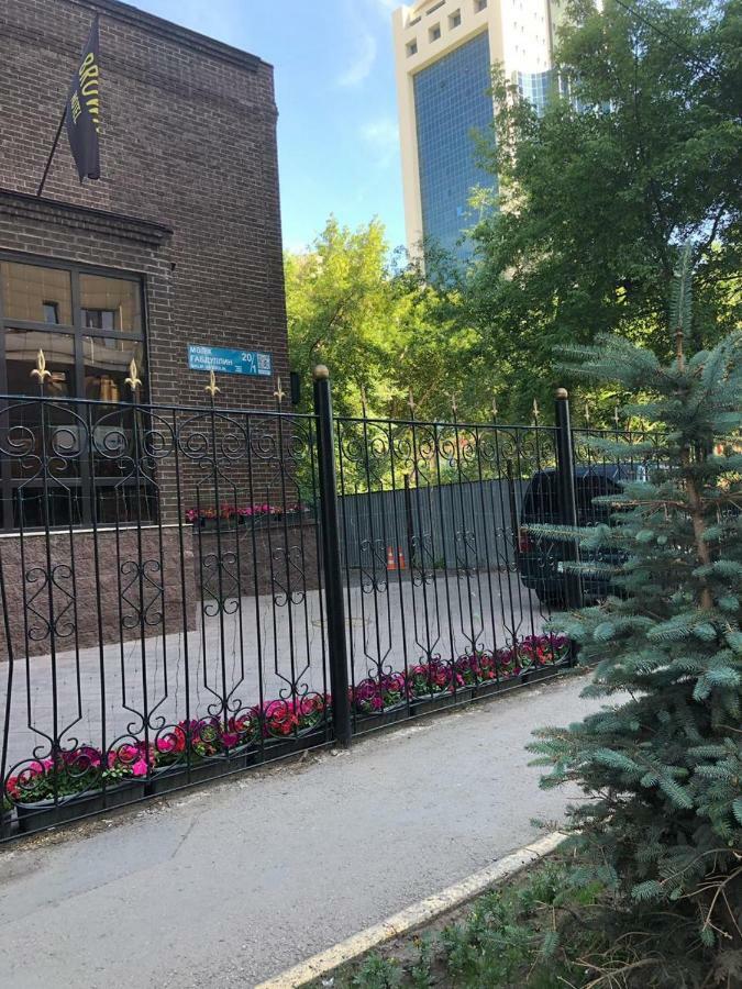 Brown Hotel Αστάνα Εξωτερικό φωτογραφία