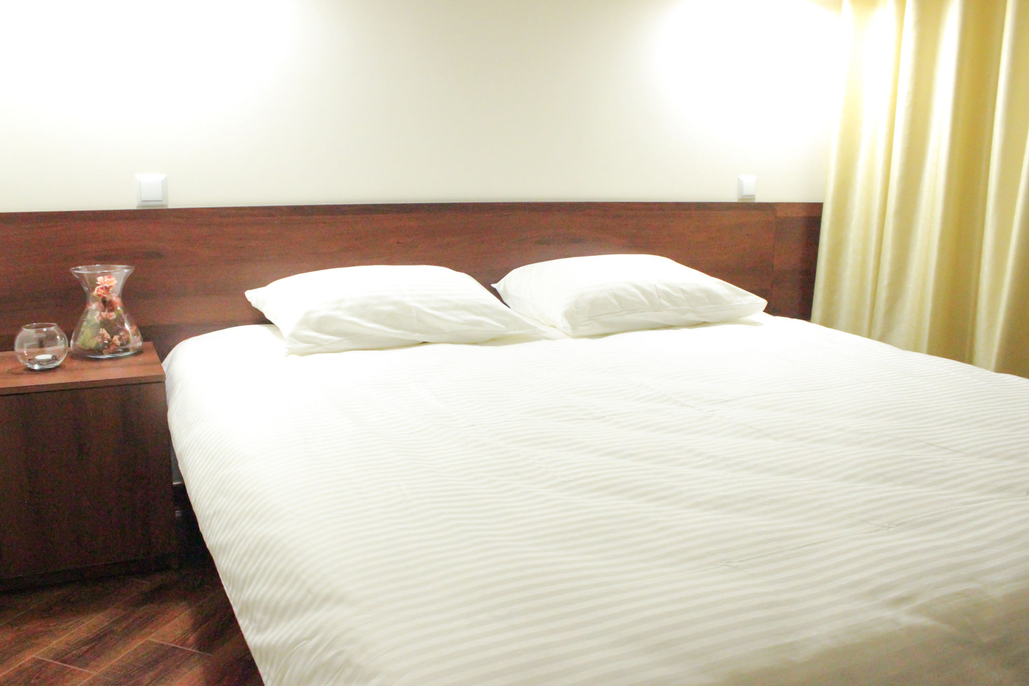 Brown Hotel Αστάνα Εξωτερικό φωτογραφία